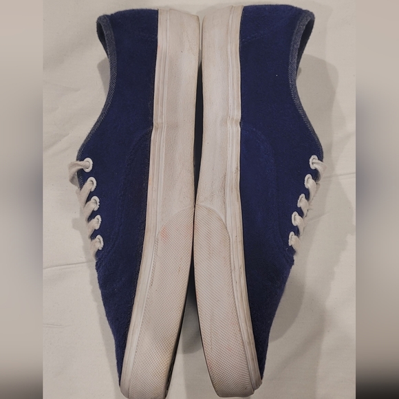 Men's Size 10 Blue Suede Vans Low Top Lace Up Shoes - Picture 2 of 6